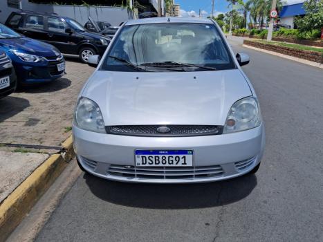 FORD Fiesta Hatch 1.0 4P, Foto 2