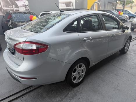 FORD Fiesta Hatch 1.6 16V 4P SE FLEX AUTOM�TICO, Foto 4