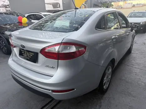 FORD Fiesta Hatch 1.6 16V 4P SE FLEX AUTOM�TICO, Foto 6
