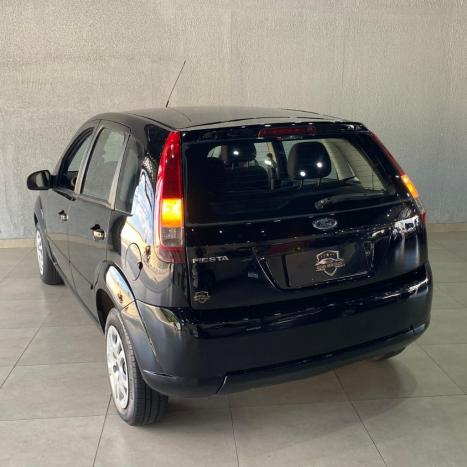 FORD Fiesta Hatch 1.0 4P CLASS, Foto 2