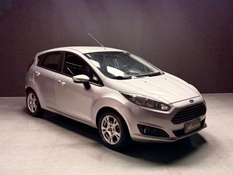 FORD Fiesta Hatch 1.6 16V 4P FLEX SE POWERSHIFT AUTOM�TICO, Foto 1