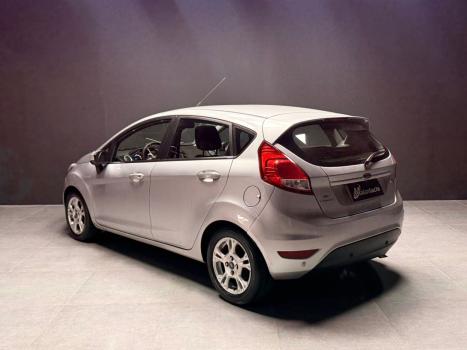 FORD Fiesta Hatch 1.6 16V 4P FLEX SE POWERSHIFT AUTOM�TICO, Foto 4
