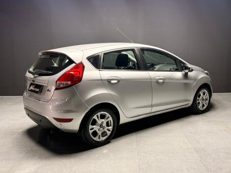 FORD Fiesta Hatch 1.6 16V 4P FLEX SE POWERSHIFT AUTOM�TICO, Foto 5