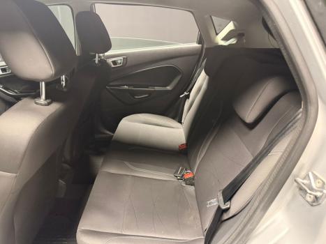 FORD Fiesta Hatch 1.6 16V 4P FLEX SE POWERSHIFT AUTOM�TICO, Foto 11