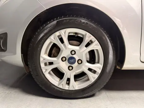 FORD Fiesta Hatch 1.6 16V 4P FLEX SE POWERSHIFT AUTOM�TICO, Foto 14