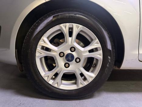 FORD Fiesta Hatch 1.6 16V 4P FLEX SE POWERSHIFT AUTOM�TICO, Foto 12