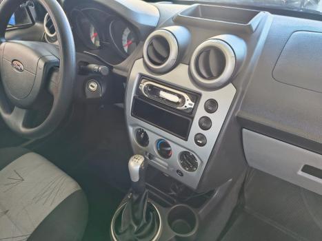 FORD Fiesta Hatch 1.6 4P, Foto 11