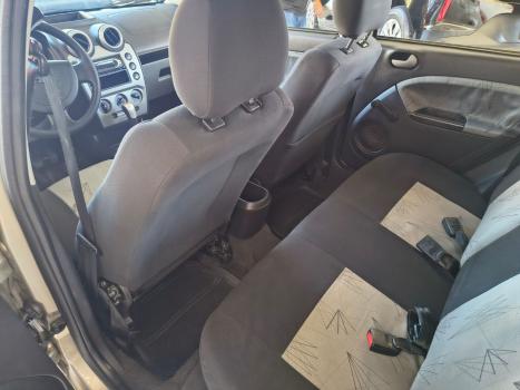 FORD Fiesta Hatch 1.6 4P, Foto 15