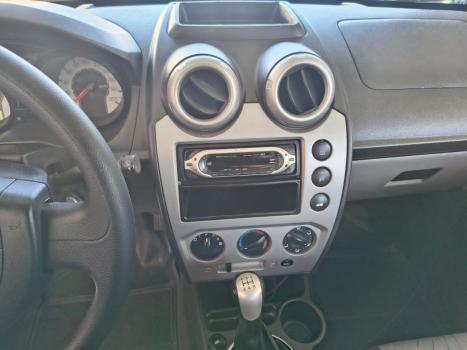 FORD Fiesta Hatch 1.6 4P, Foto 21