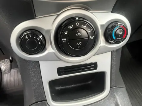 FORD Fiesta Hatch 1.5 16V 4P SE FLEX, Foto 8