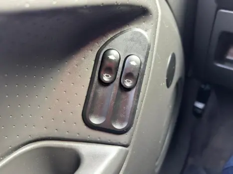 FORD Fiesta Hatch 1.0 4P FLEX, Foto 11