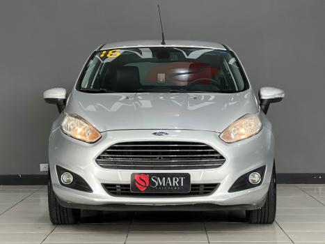 FORD Fiesta Hatch 1.6 4P FLEX TITANIUM POWERSHIFT AUTOM�TICO, Foto 2