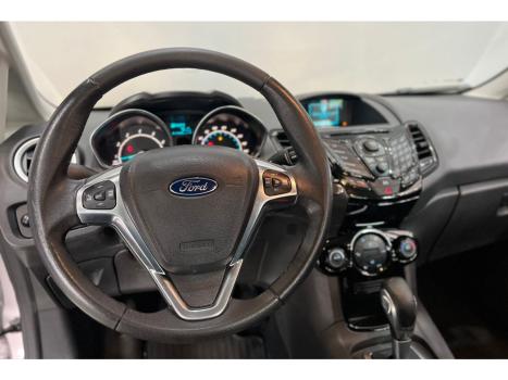 FORD Fiesta Hatch 1.6 4P FLEX TITANIUM POWERSHIFT AUTOM�TICO, Foto 5