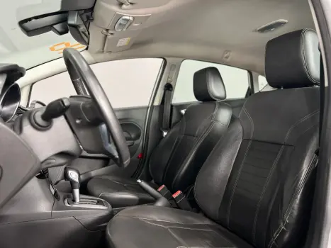 FORD Fiesta Hatch 1.6 4P FLEX TITANIUM POWERSHIFT AUTOM�TICO, Foto 8
