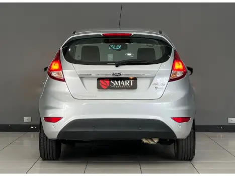 FORD Fiesta Hatch 1.6 4P FLEX TITANIUM POWERSHIFT AUTOM�TICO, Foto 11