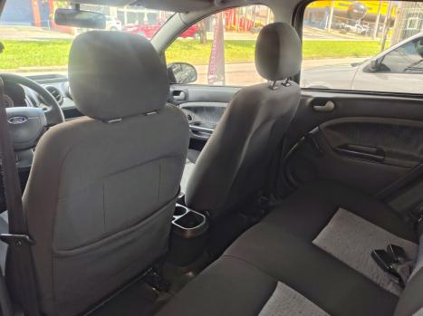 FORD Fiesta Hatch 1.6 4P, Foto 14