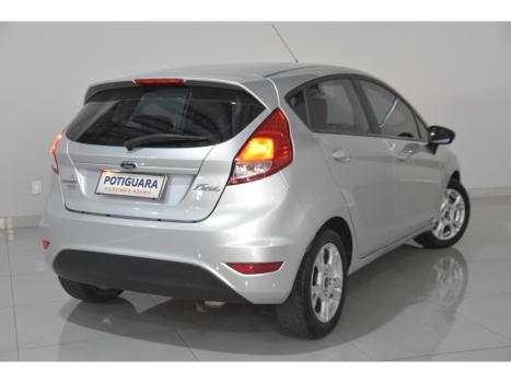 FORD Fiesta Hatch 1.6 16V 4P FLEX SE POWERSHIFT AUTOM�TICO, Foto 2