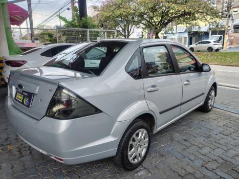 FORD Fiesta Hatch 1.6 4P, Foto 6