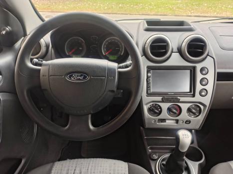 FORD Fiesta Hatch 1.6 4P, Foto 7