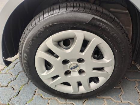 FORD Fiesta Hatch 1.6 4P, Foto 17