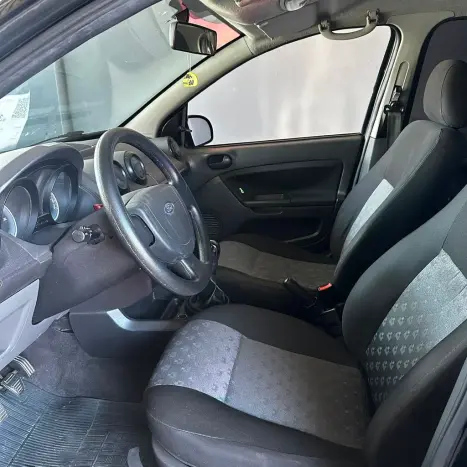 FORD Fiesta Hatch 1.6 4P, Foto 12