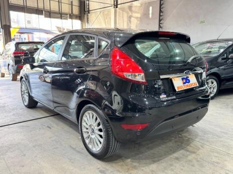 FORD Fiesta Hatch 1.6 4P FLEX TITANIUM POWERSHIFT AUTOM�TICO, Foto 2