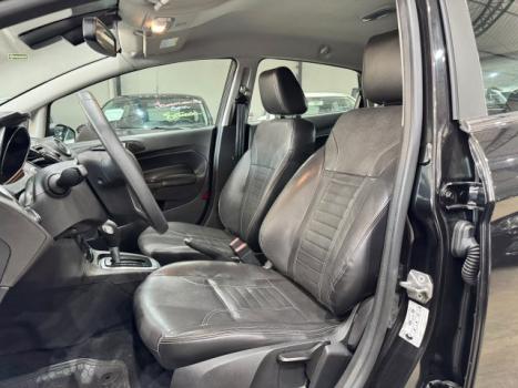 FORD Fiesta Hatch 1.6 4P FLEX TITANIUM POWERSHIFT AUTOM�TICO, Foto 6