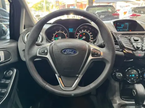 FORD Fiesta Hatch 1.6 4P FLEX TITANIUM POWERSHIFT AUTOM�TICO, Foto 9