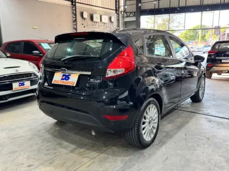 FORD Fiesta Hatch 1.6 4P FLEX TITANIUM POWERSHIFT AUTOM�TICO, Foto 16