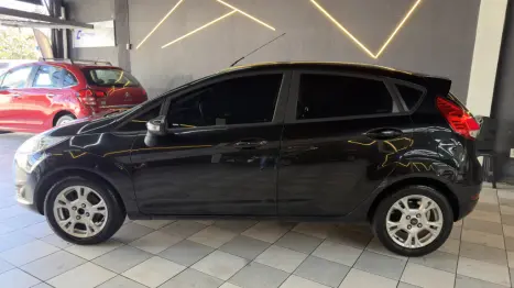 FORD Fiesta Hatch 1.6 16V 4P FLEX SE POWERSHIFT AUTOM�TICO, Foto 5