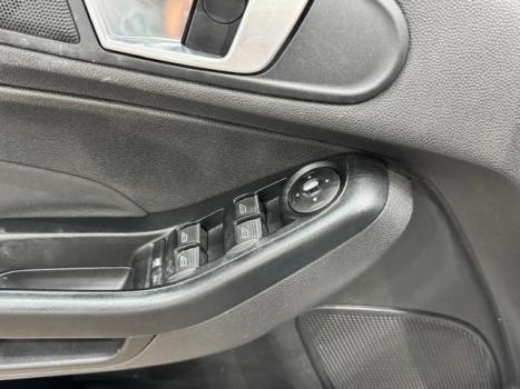 FORD Fiesta Hatch 1.6 16V 4P FLEX SE POWERSHIFT AUTOM�TICO, Foto 8