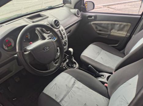 FORD Fiesta Hatch , Foto 6