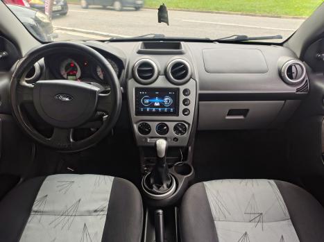 FORD Fiesta Hatch , Foto 7