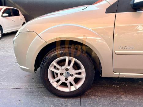 FORD Fiesta Sedan 1.6 4P FLEX, Foto 7 FORD Fiesta Sedan 1.6 4P FLEX, Foto 7