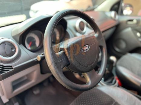 FORD Fiesta Sedan 1.6 4P FLEX, Foto 8 FORD Fiesta Sedan 1.6 4P FLEX, Foto 8