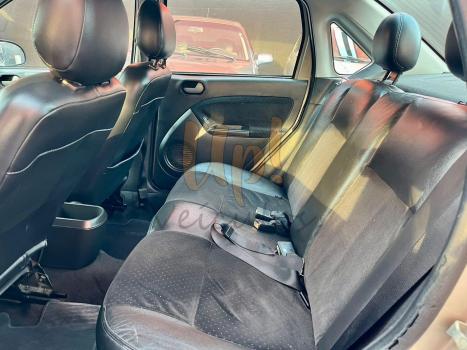 FORD Fiesta Sedan 1.6 4P FLEX, Foto 10 FORD Fiesta Sedan 1.6 4P FLEX, Foto 10