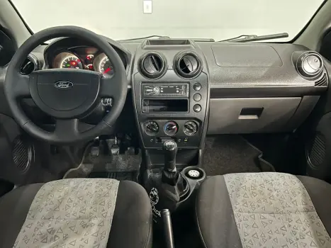 FORD Fiesta Sedan 1.6 4P FLEX, Foto 4