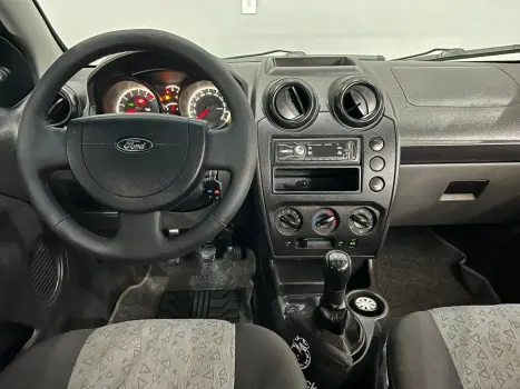 FORD Fiesta Sedan 1.6 4P FLEX, Foto 5