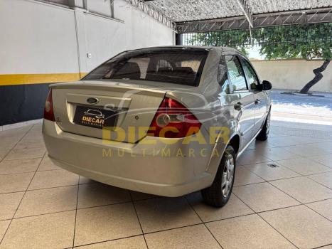 FORD Fiesta Sedan 1.6 4P FLEX, Foto 2