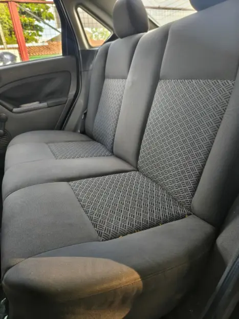 FORD Fiesta Sedan 1.6 4P FLEX, Foto 6