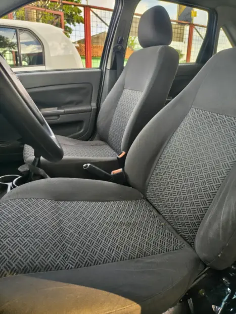 FORD Fiesta Sedan 1.6 4P FLEX, Foto 7