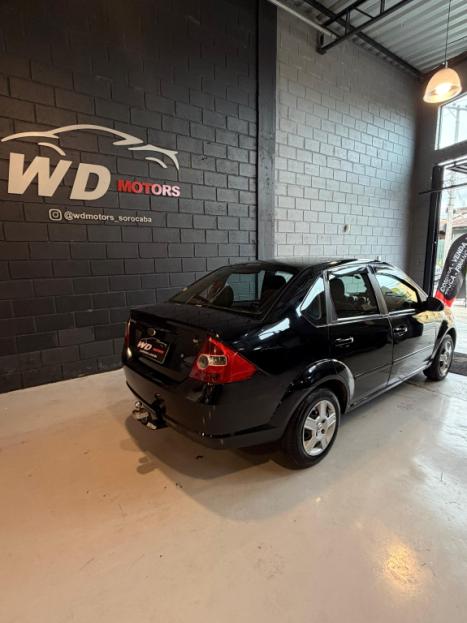 FORD Fiesta Sedan 1.6 4P FLEX, Foto 4