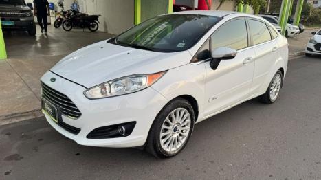 FORD Fiesta Sedan 1.6 4P FLEX TITANIUM POWERSHIFT AUTOM�TICO, Foto 2