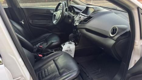 FORD Fiesta Sedan 1.6 4P FLEX TITANIUM POWERSHIFT AUTOM�TICO, Foto 9