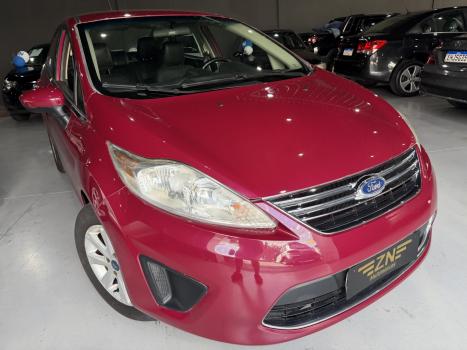 FORD Fiesta Sedan , Foto 2