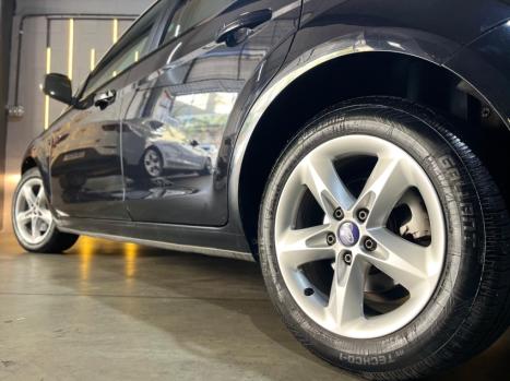 FORD Focus Hatch 1.6 16V 4P FLEX GL, Foto 14