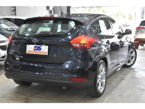 FORD Focus Hatch 1.6 16V 4P SE PLUS FLEX, Foto 2