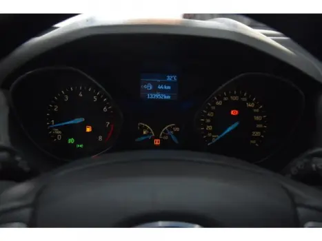 FORD Focus Hatch 1.6 16V 4P SE PLUS FLEX, Foto 7