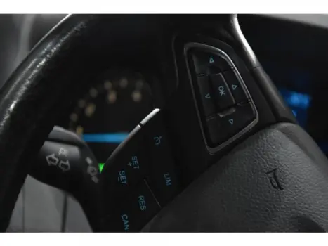 FORD Focus Hatch 1.6 16V 4P SE PLUS FLEX, Foto 9