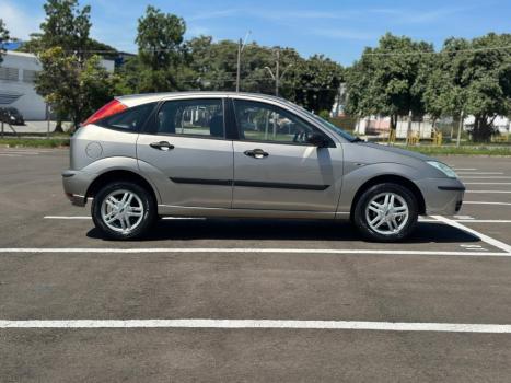 FORD Focus Hatch 1.6 4P, Foto 7